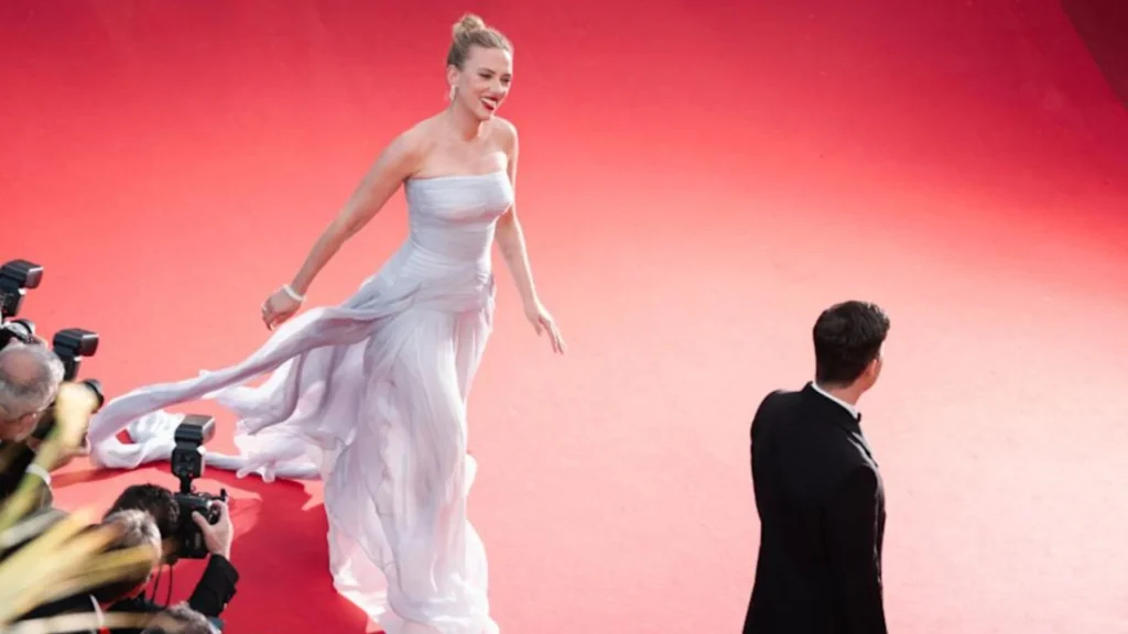 scarlett johansson husband